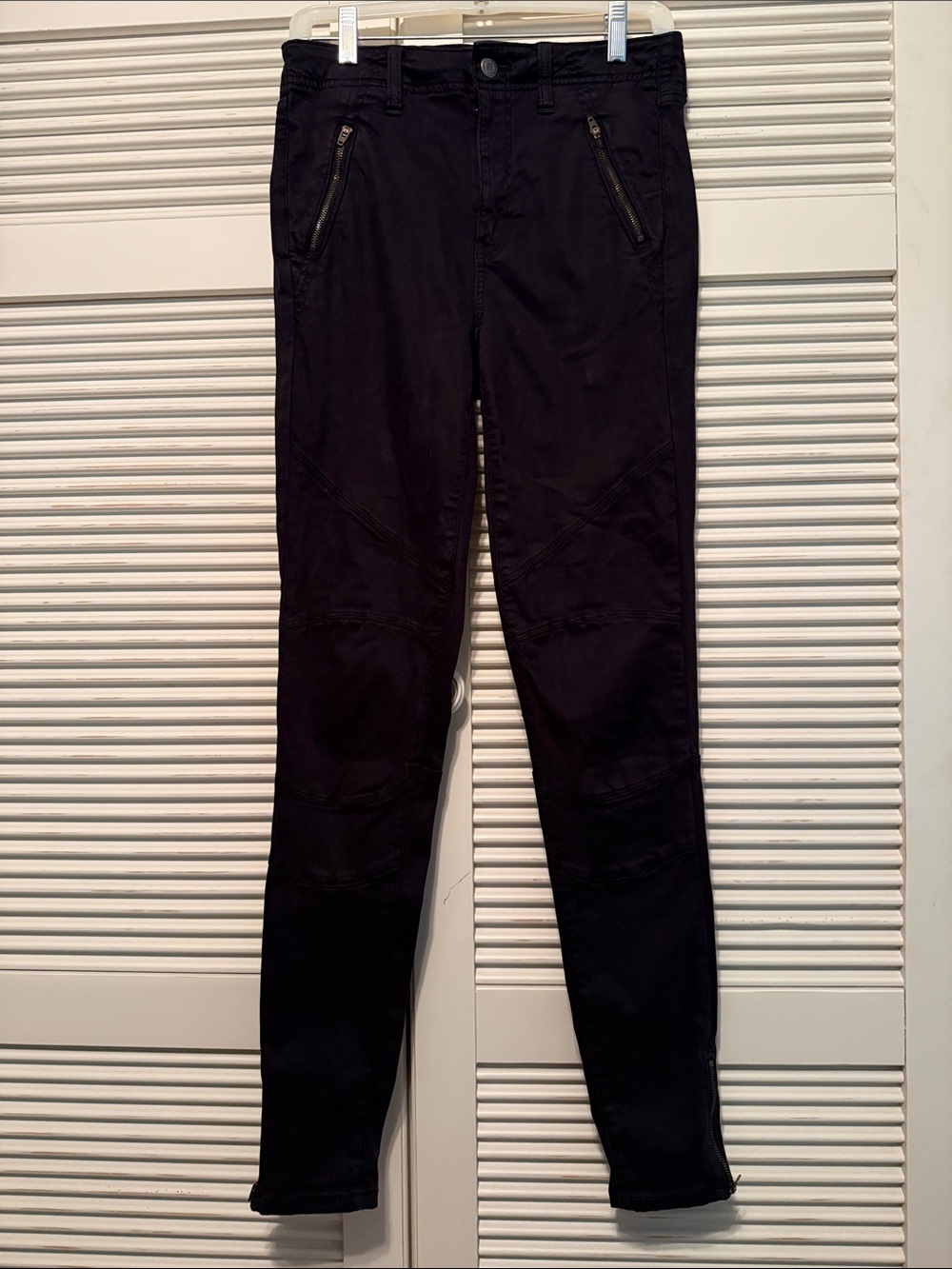 AMERICAN EAGLE OUTFITTERS Super Hi -Rise Moto Jeans Jegging X-Long Zipper Detail